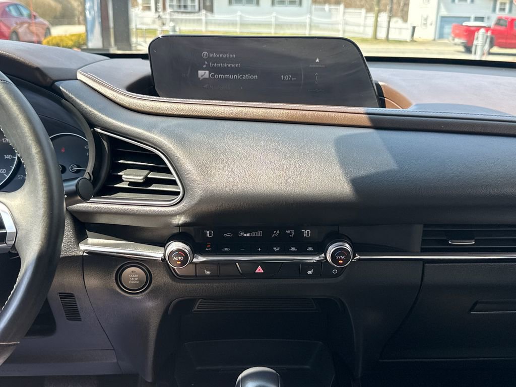 Used 2024 MAZDA CX-30 AWD 2.5 S w/ Premium Package image 18