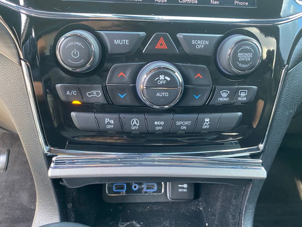 Used 2019 Jeep Grand Cherokee Altitude RWD image 22