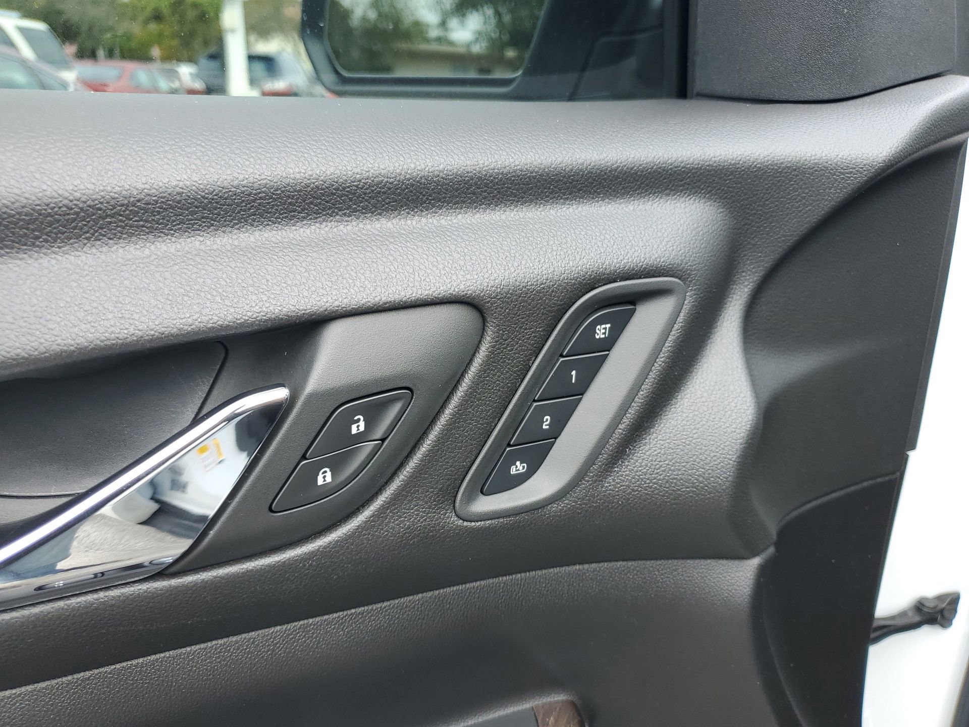 Used 2023 GMC Acadia Denali w/ Denali Technology Package image 22