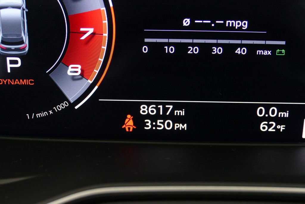 Used 2025 Audi SQ5 Premium Plus w/ Premium Plus Package image 19