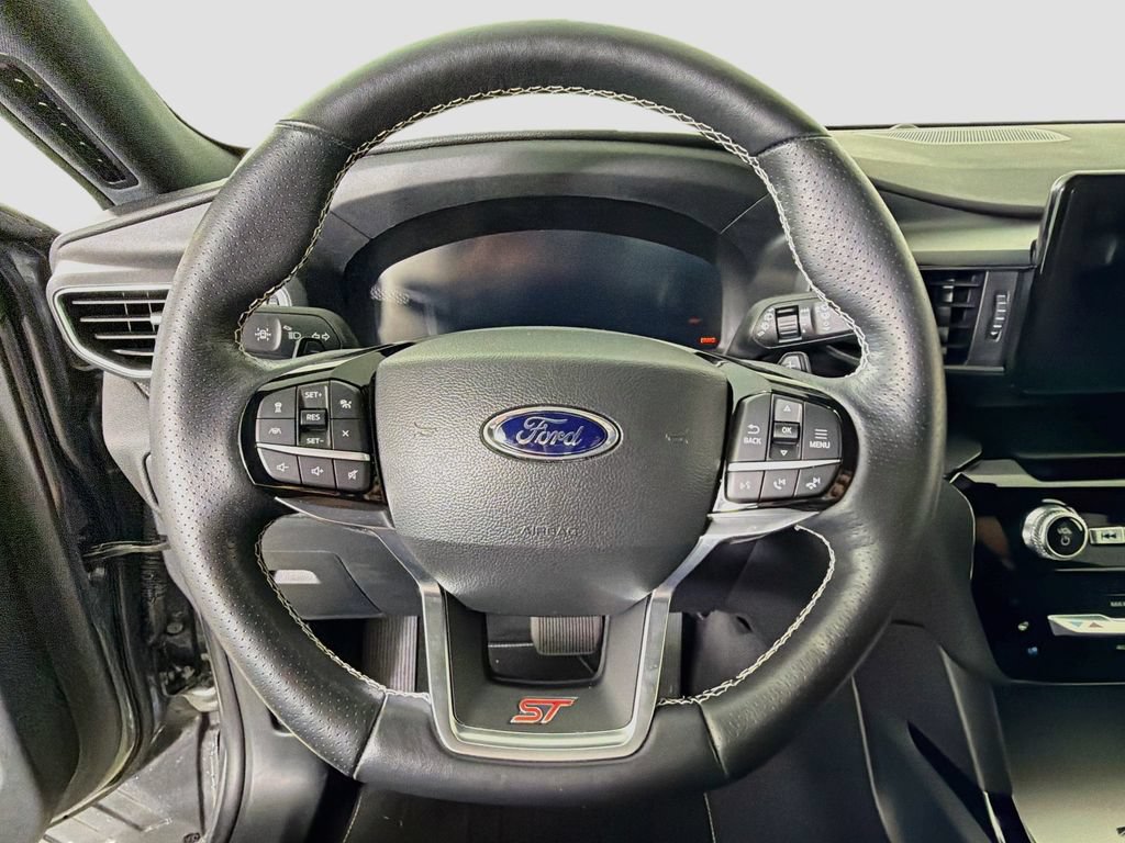 Used 2022 Ford Explorer ST w/ Equipment Group 401A AWD/4WD image 15