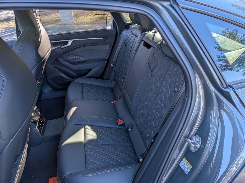 New 2026 Audi A6 Prestige image 19