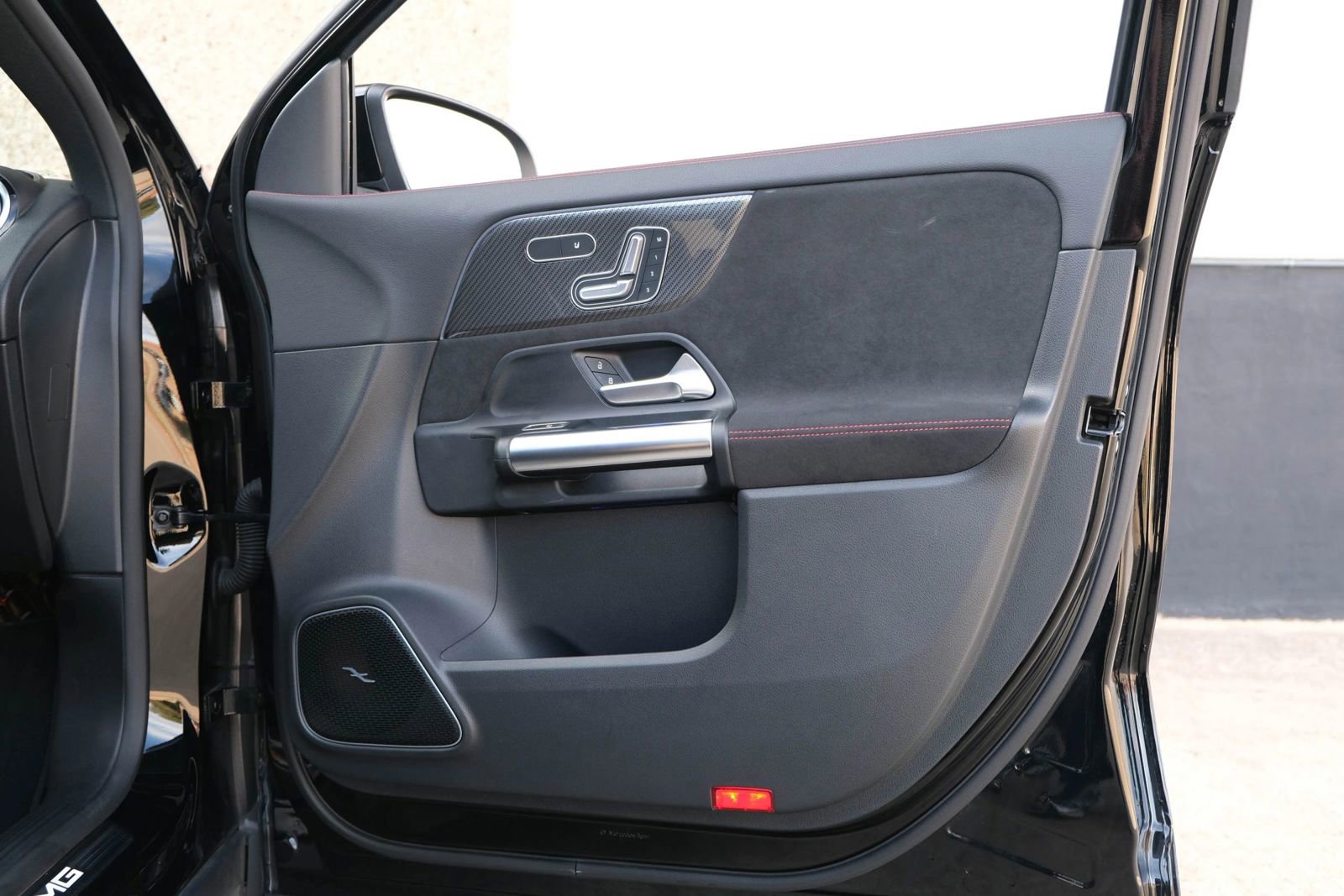 Used 2022 Mercedes-Benz GLA 45 AMG GLA 45 Sport Utility 4D image 34