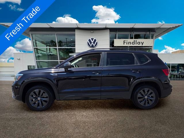 Certified 2022 Volkswagen Taos S FWD image 3