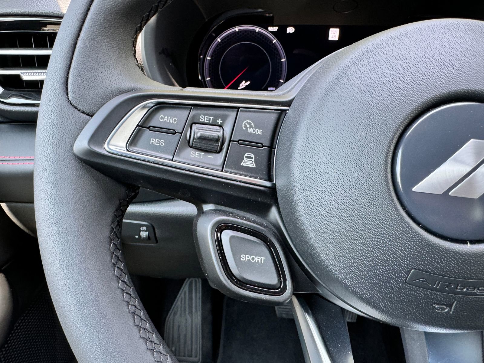 Used 2023 Dodge Hornet GT w/ GT Blacktop Package image 16