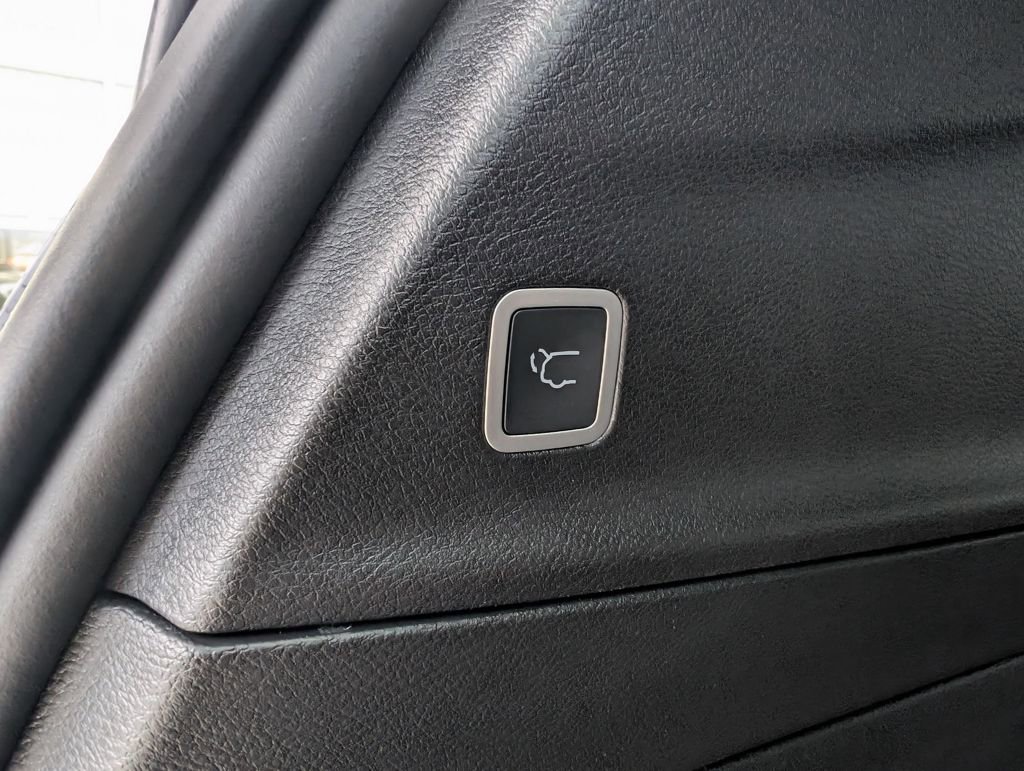 New 2026 Chrysler Voyager LX FWD image 41