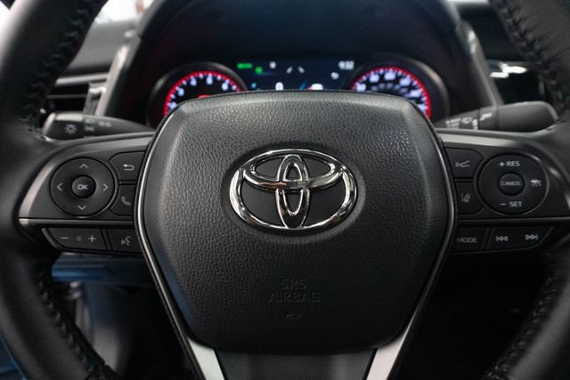 Used 2022 Toyota Camry XSE w/ Navigation Package FWD image 4