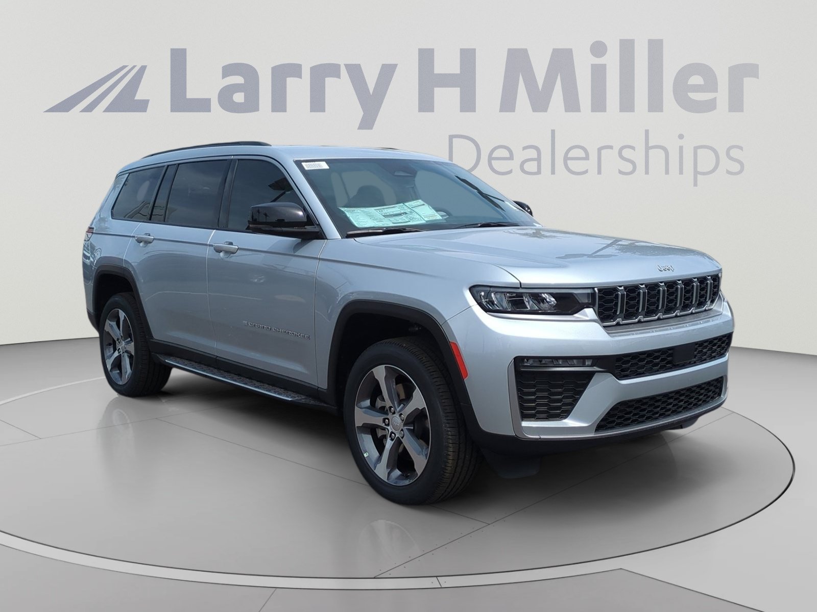 New 2026 Jeep Grand Cherokee L Limited AWD/4WD image 7
