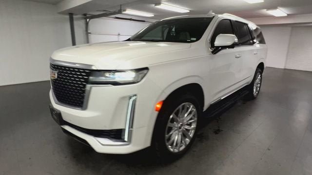 Used 2021 Cadillac Escalade Premium Luxury w/ Performance Package AWD/4WD image 4