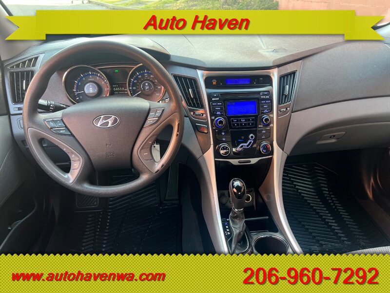 Used 2012 Hyundai Sonata GLS FWD image 9