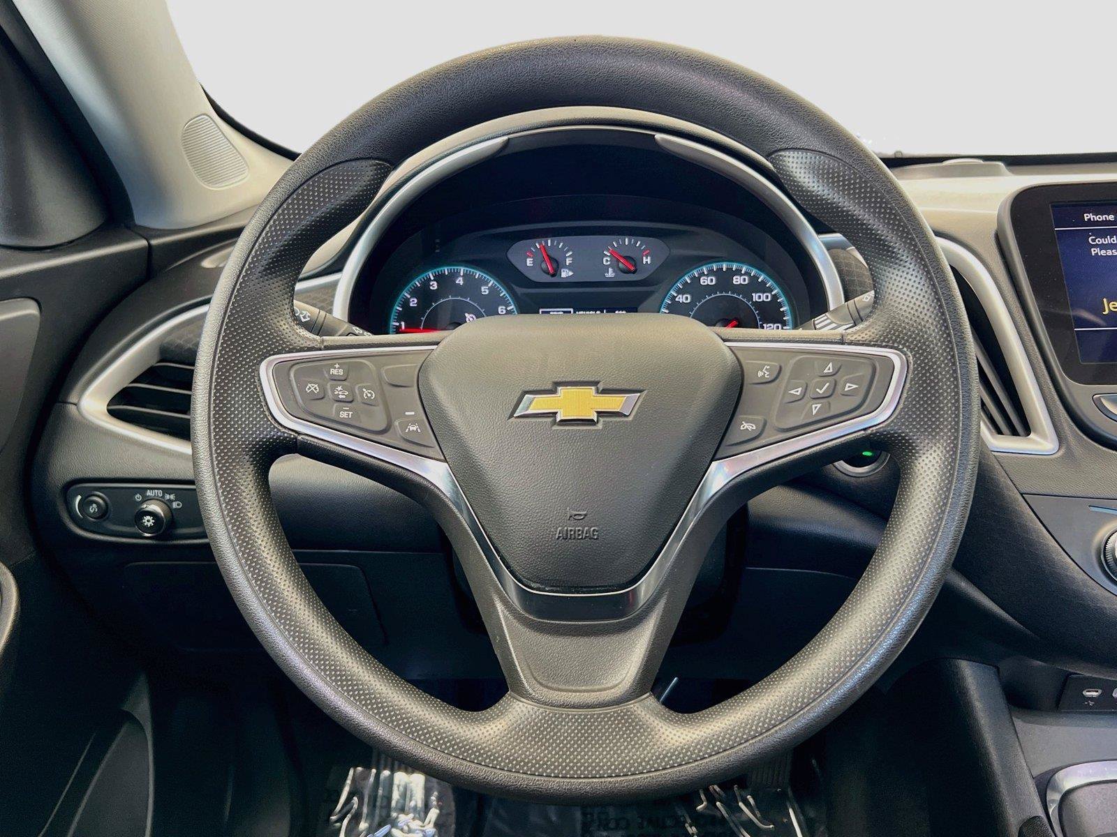 Used 2024 Chevrolet Malibu LT FWD image 17