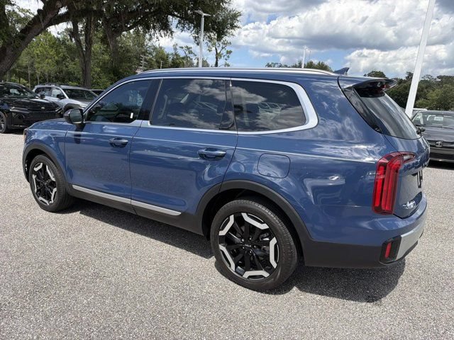 Used 2023 Kia Telluride S AWD/4WD image 4