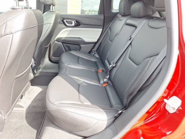 Used 2024 Jeep Compass Limited w/ Sun and Sound Group AWD/4WD image 27