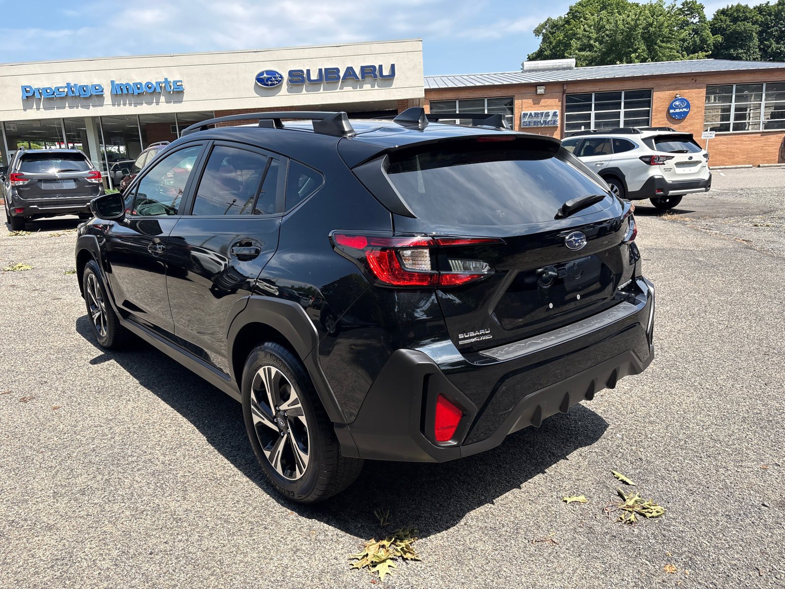 Used 2024 Subaru Crosstrek 2.0i Premium AWD/4WD image 5