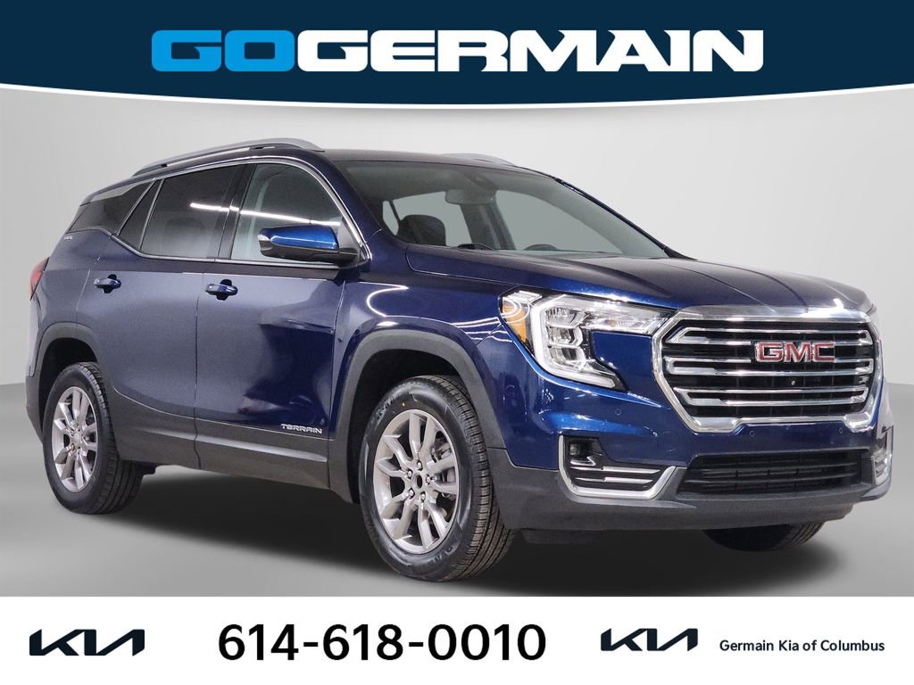 Used 2022 GMC Terrain SLT w/ Tech Package image 4