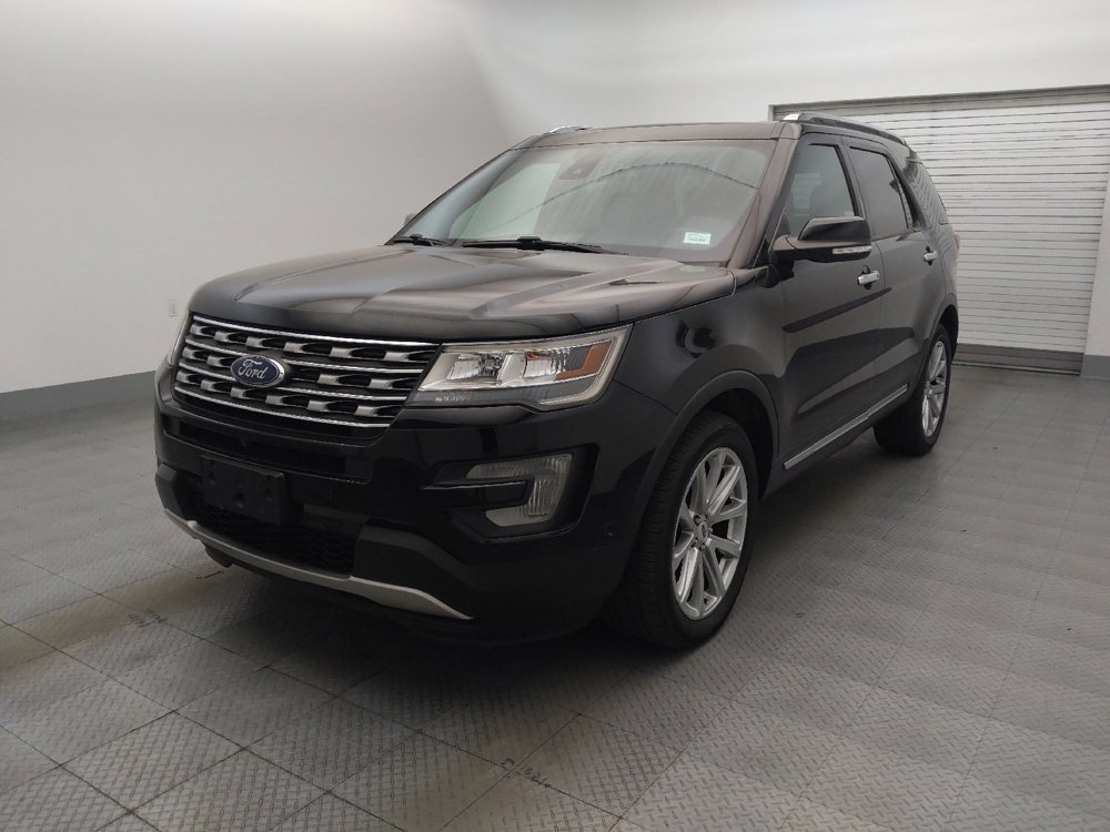 Used 2017 Ford Explorer Limited w/ Equipment Group 303A AWD/4WD image 15