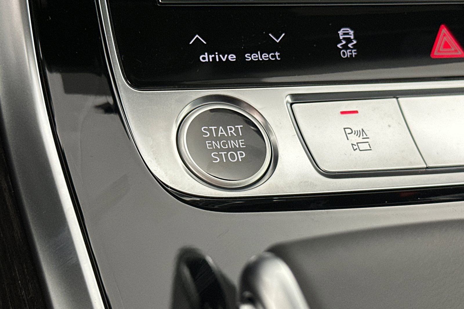 New 2026 Audi Q8 Premium Plus AWD/4WD image 22