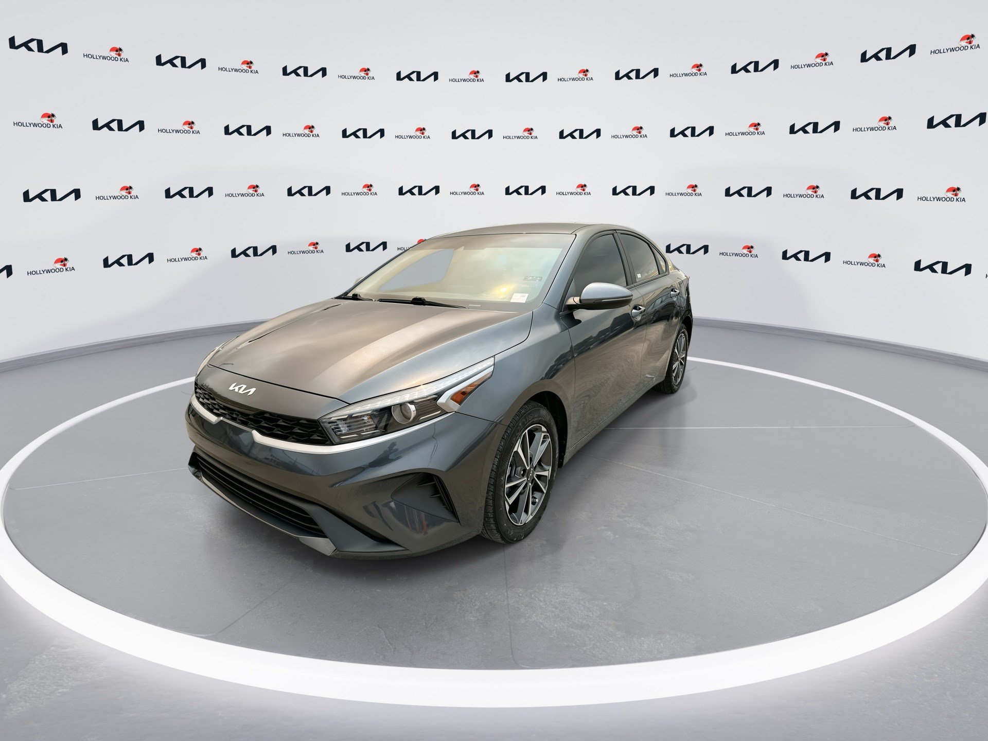 Certified 2023 Kia Forte LXS w/ LXS Technology Package FWD image 4