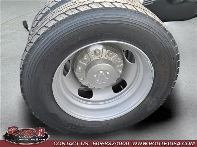 New 2026 RAM 5500 Tradesman w/ Chrome Appearance Group image 11