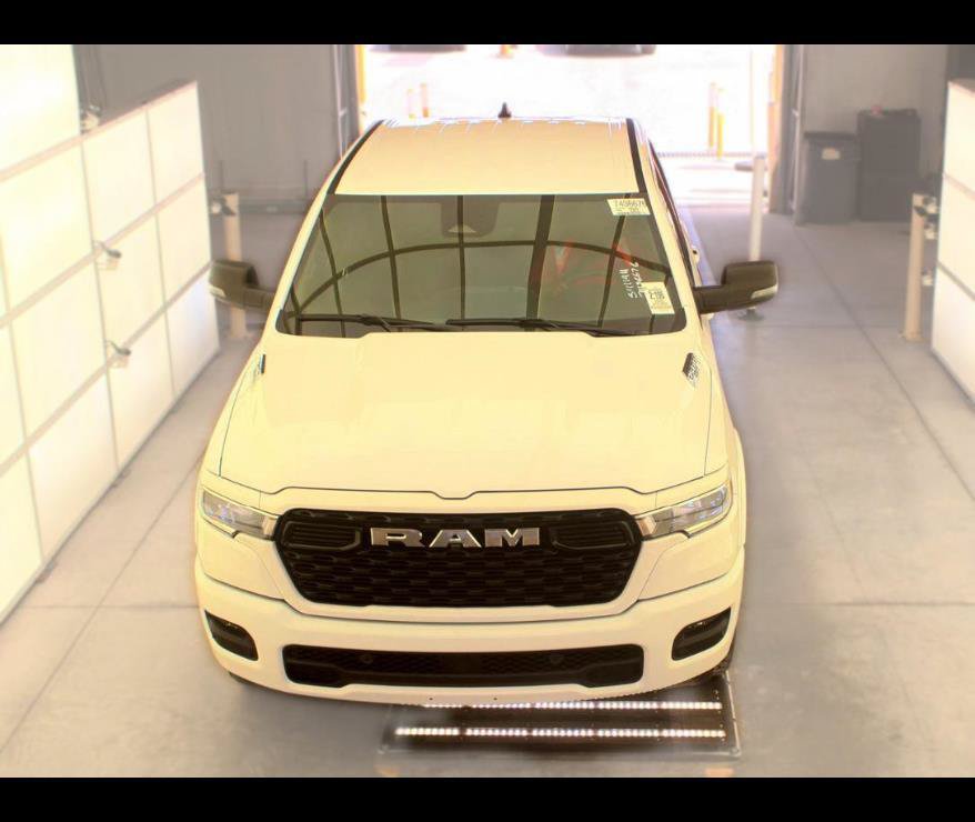 Used 2025 RAM 1500 Big Horn AWD/4WD image 8