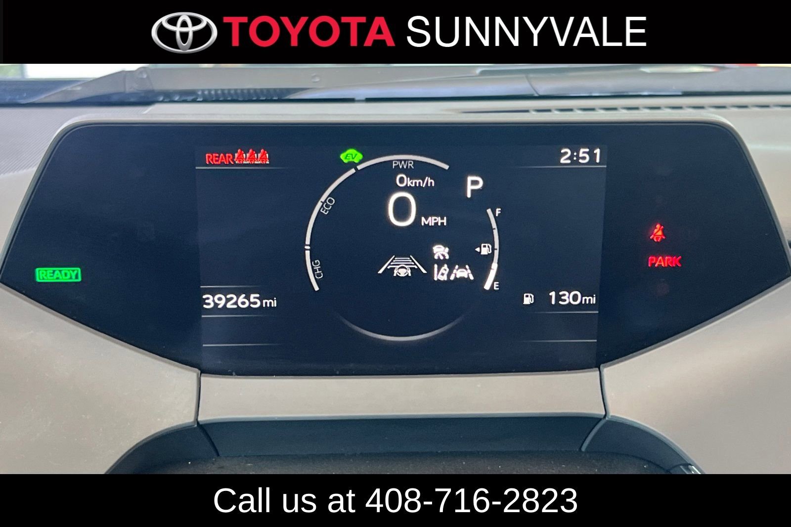 Used 2023 Toyota Prius XLE image 28