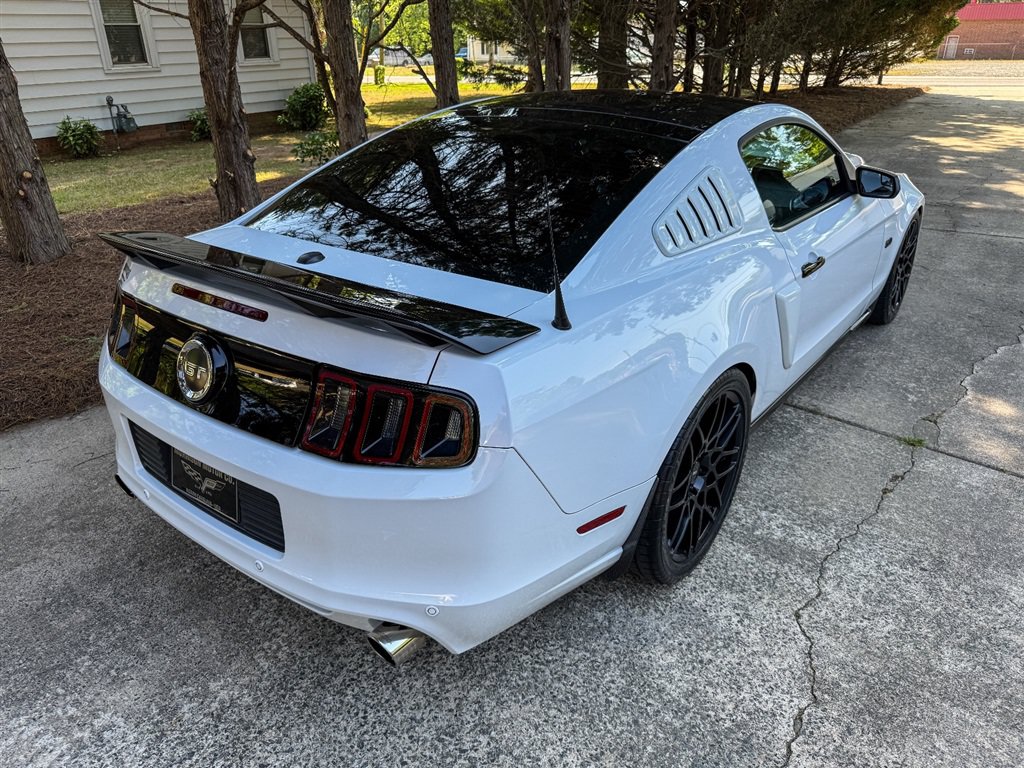Used 2014 Ford Mustang GT Premium w/ GT Track Package RWD image 37