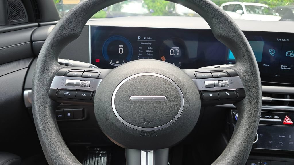 Used 2025 Hyundai Santa Cruz SEL AWD/4WD image 25