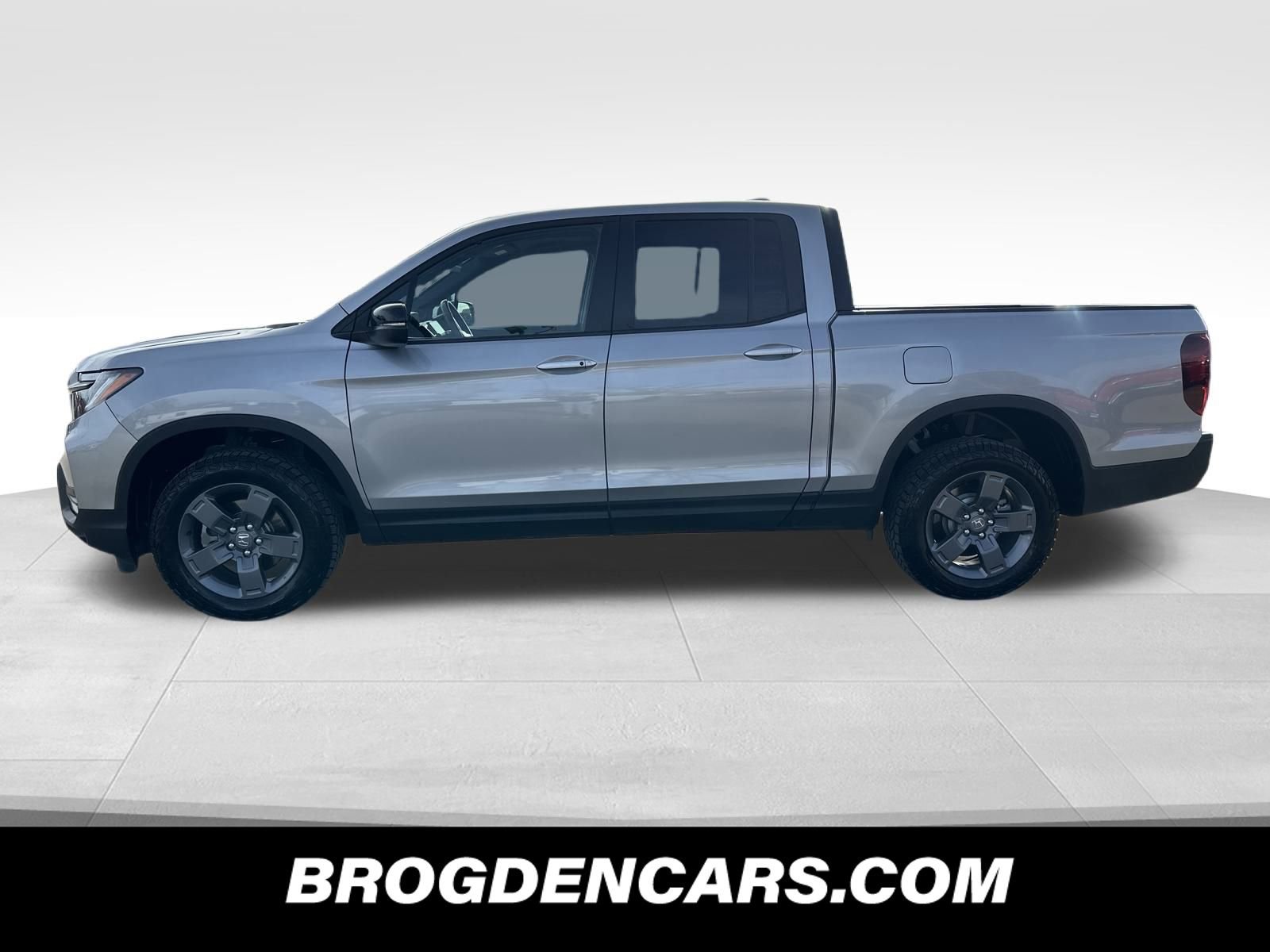 Used 2025 Honda Ridgeline TrailSport image 5