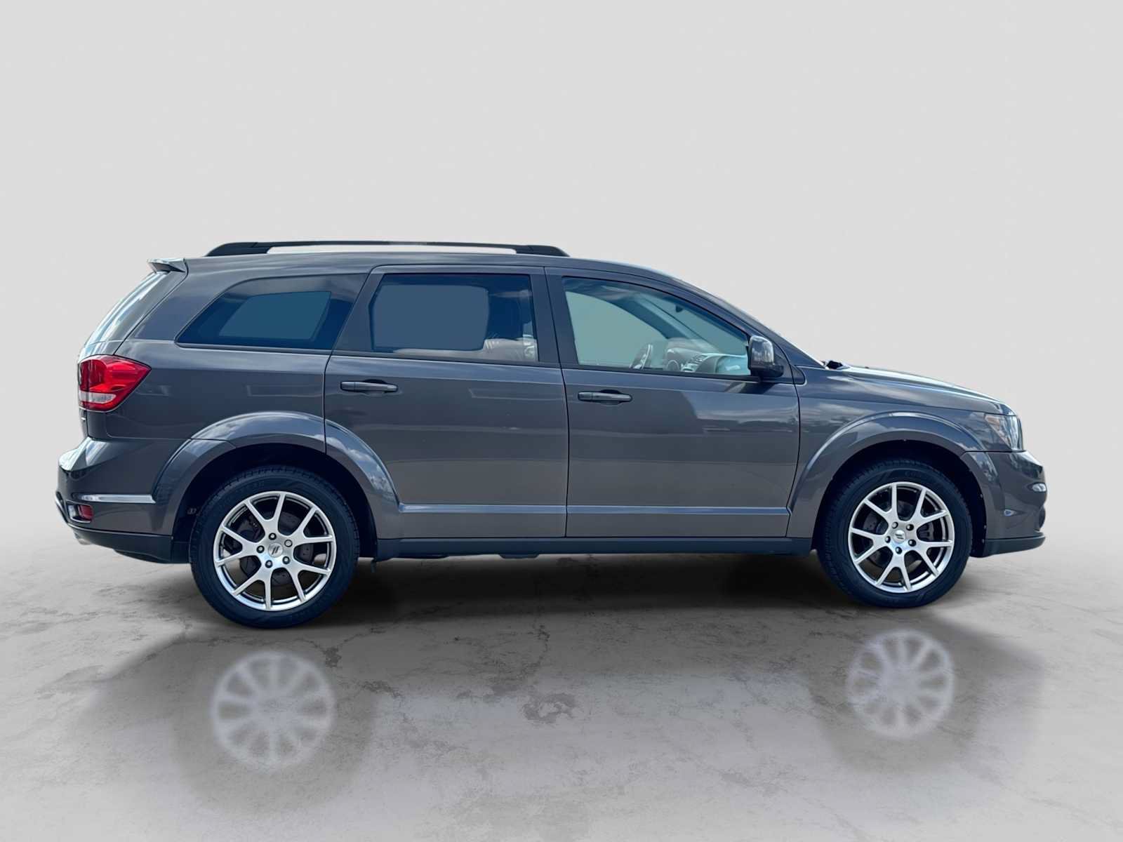 Used 2019 Dodge Journey GT w/ Nav & Sun Group AWD/4WD image 7