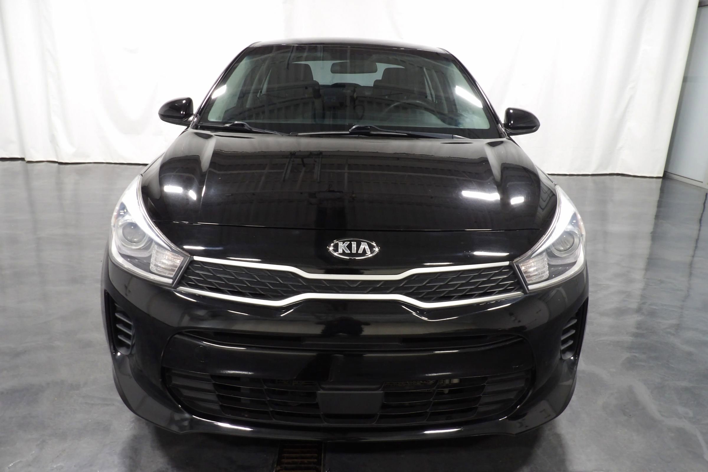 Used 2020 Kia Rio S image 2