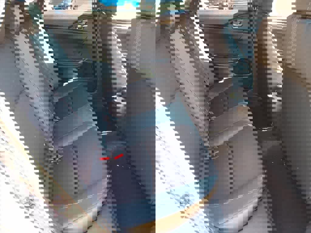 Used 2020 Honda Civic Sport image 11