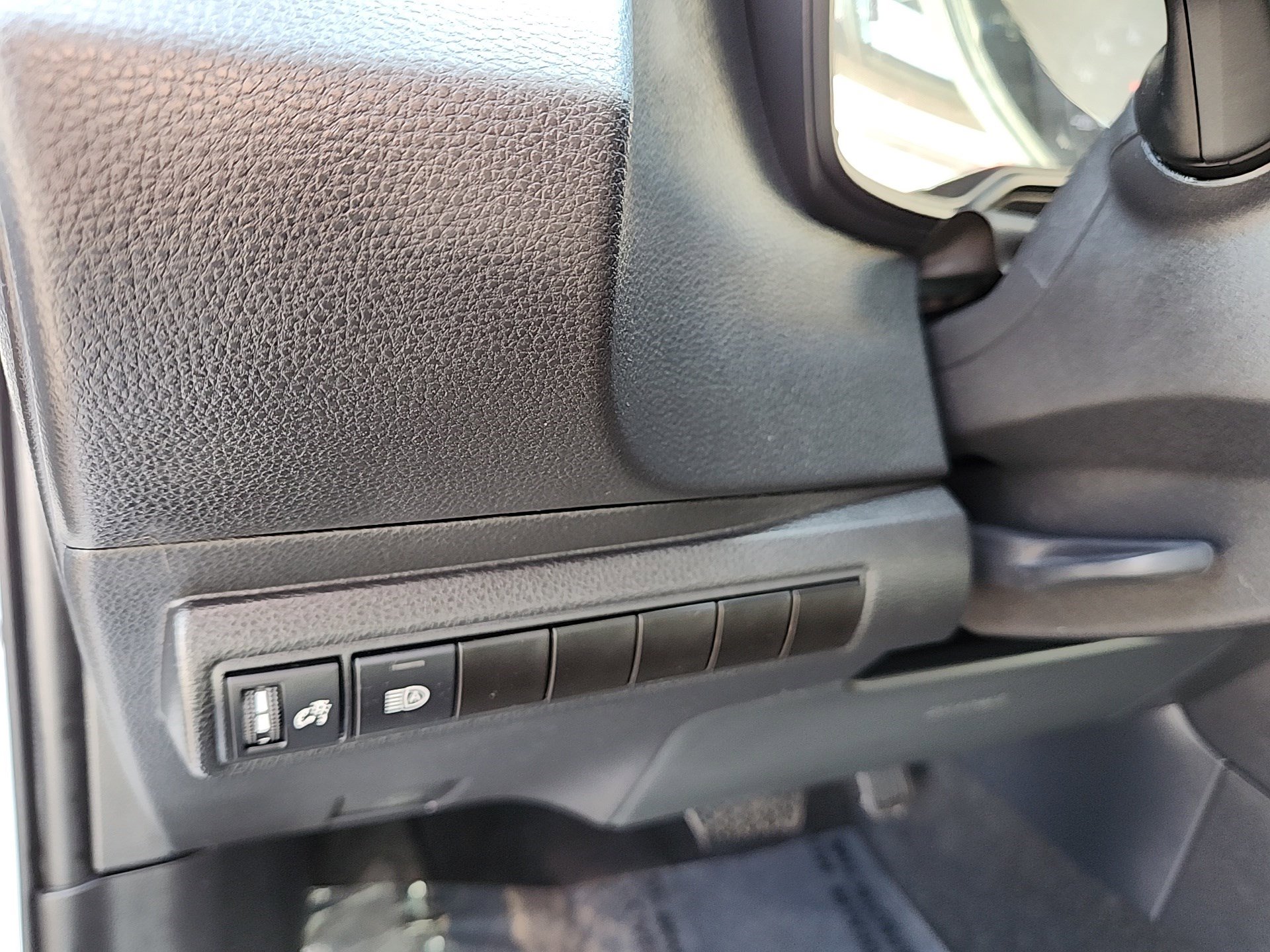 Certified 2025 Toyota Corolla LE image 12