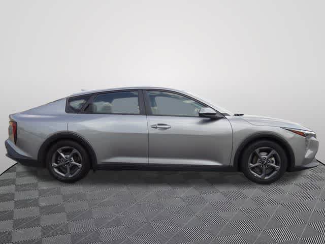 Used 2025 Kia K4 FWD image 4