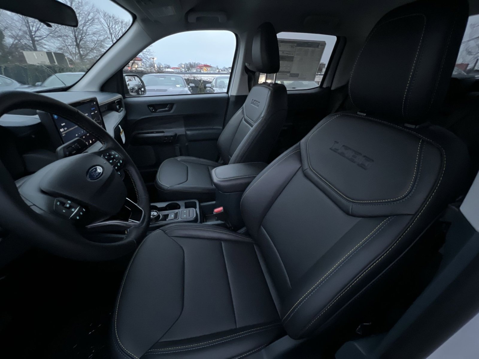 New 2025 Ford Maverick Lobo image 13