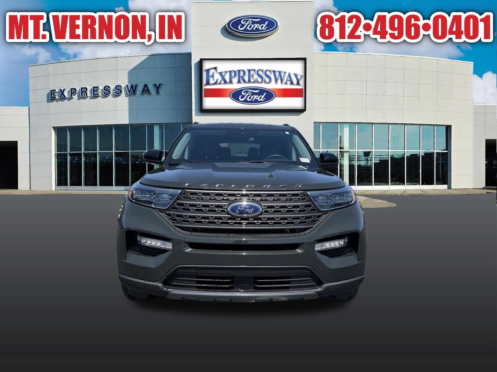 Used 2023 Ford Explorer XLT w/ Equipment Group 202A image 3