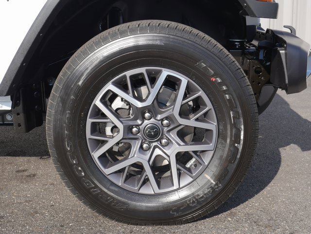 Used 2024 Jeep Wrangler Sahara w/ Technology Group image 14