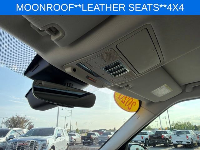 Used 2020 Land Rover Discovery Landmark AWD/4WD image 27
