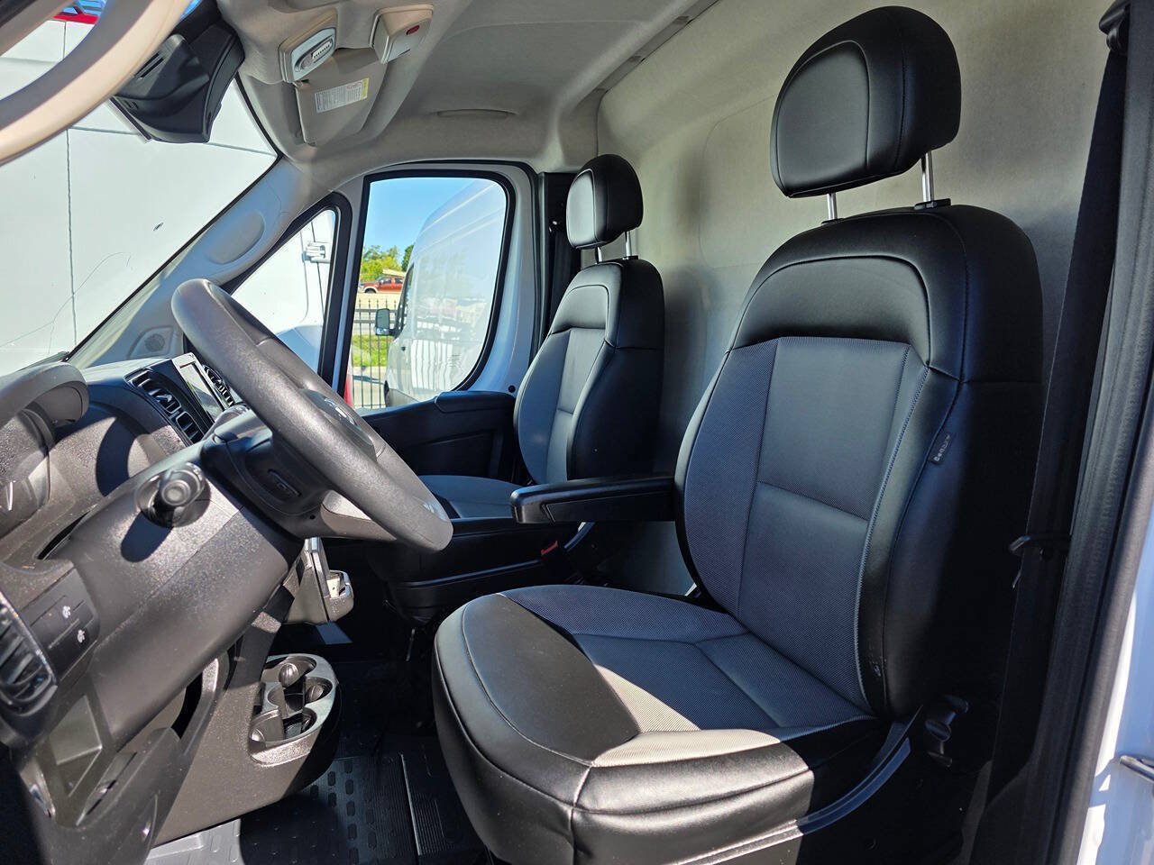Used 2023 RAM ProMaster 3500 FWD image 10