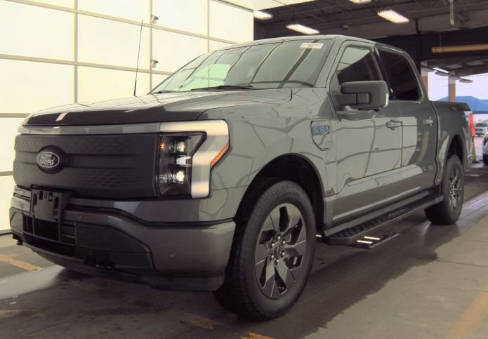 Used 2024 Ford F150 Lightning Flash AWD/4WD image 1