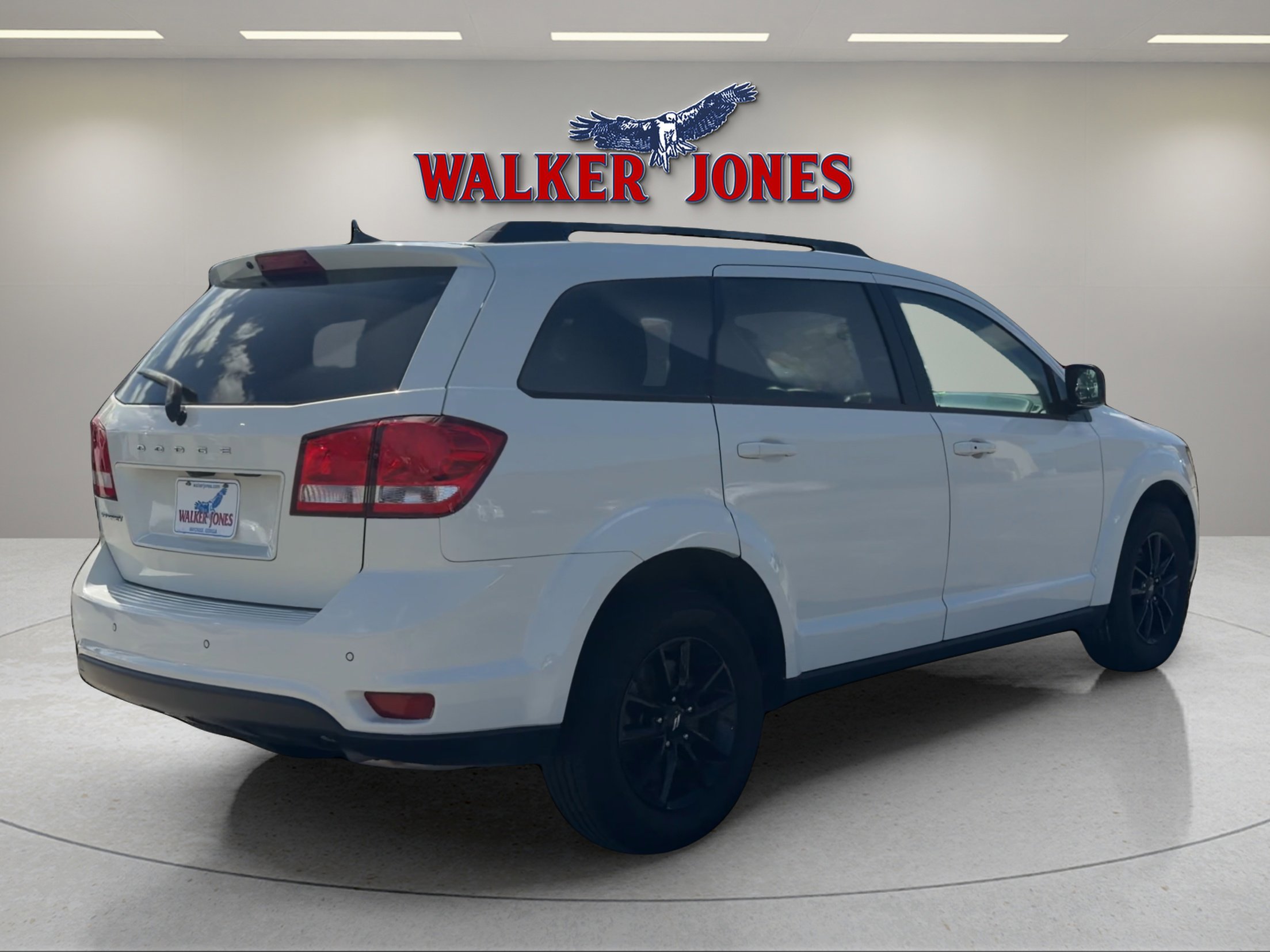 Used 2019 Dodge Journey SE FWD image 4