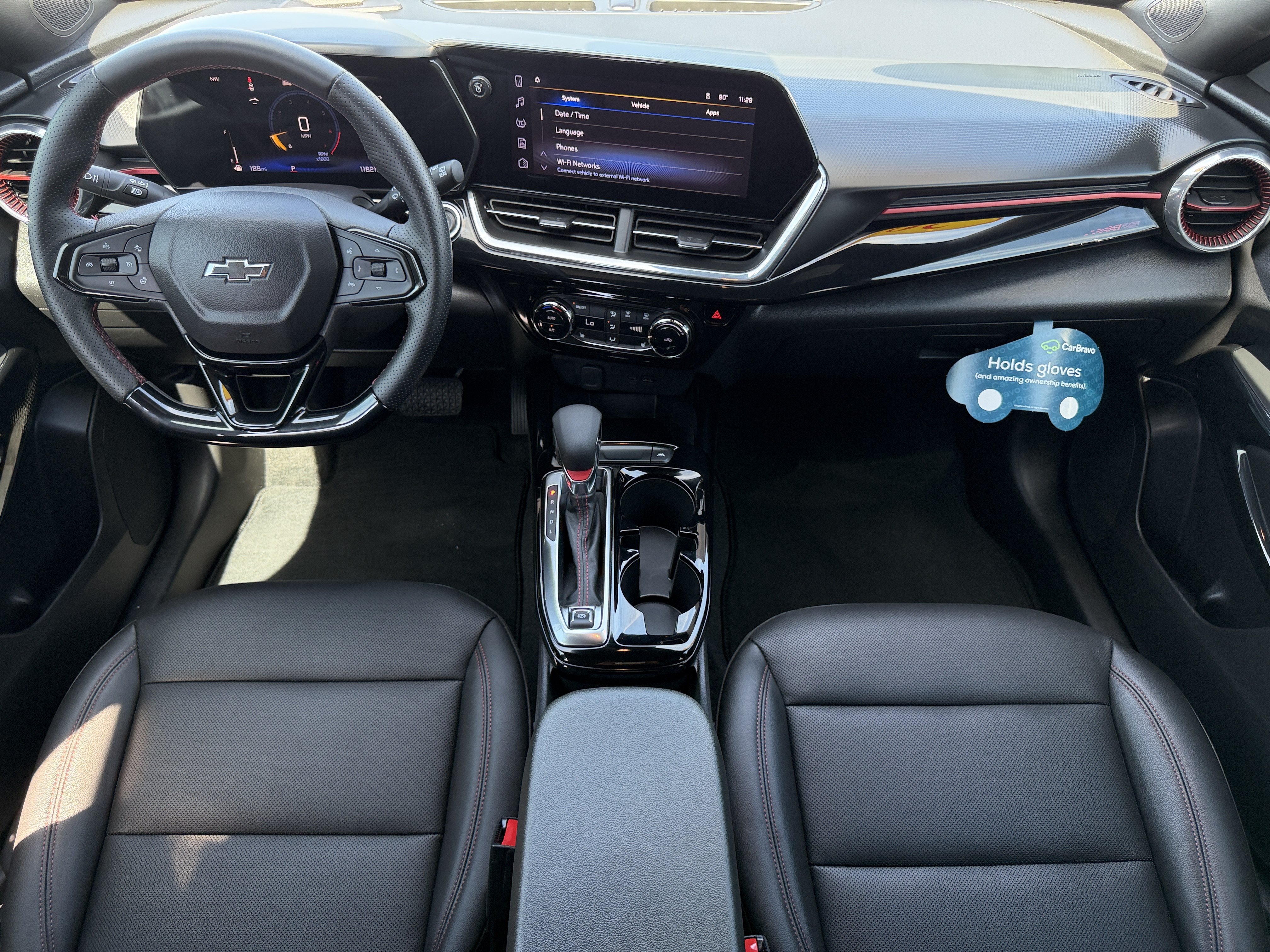 Used 2025 Chevrolet Trax RS w/ Driver Confidence Package FWD image 13