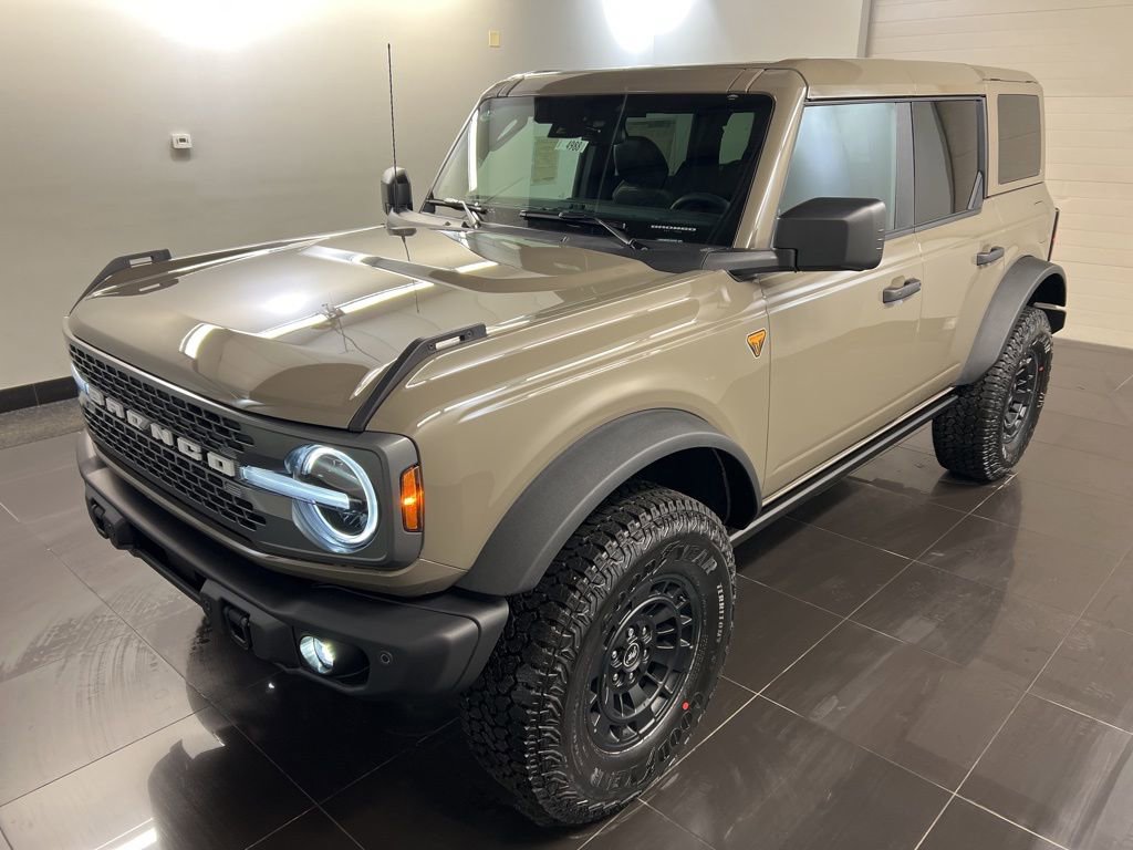 New 2026 Ford Bronco Badlands image 3