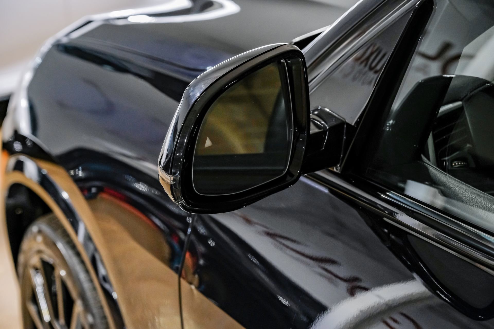 Used 2023 BMW X5 sDrive40i w/ M Sport Package image 45