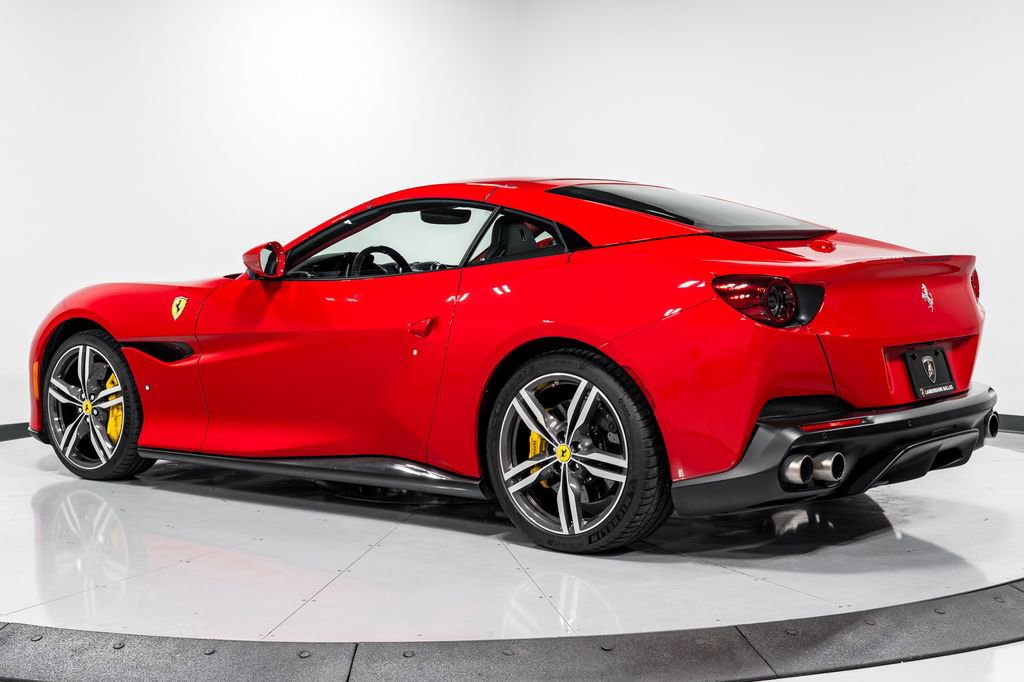 Used 2020 Ferrari Portofino RWD image 41