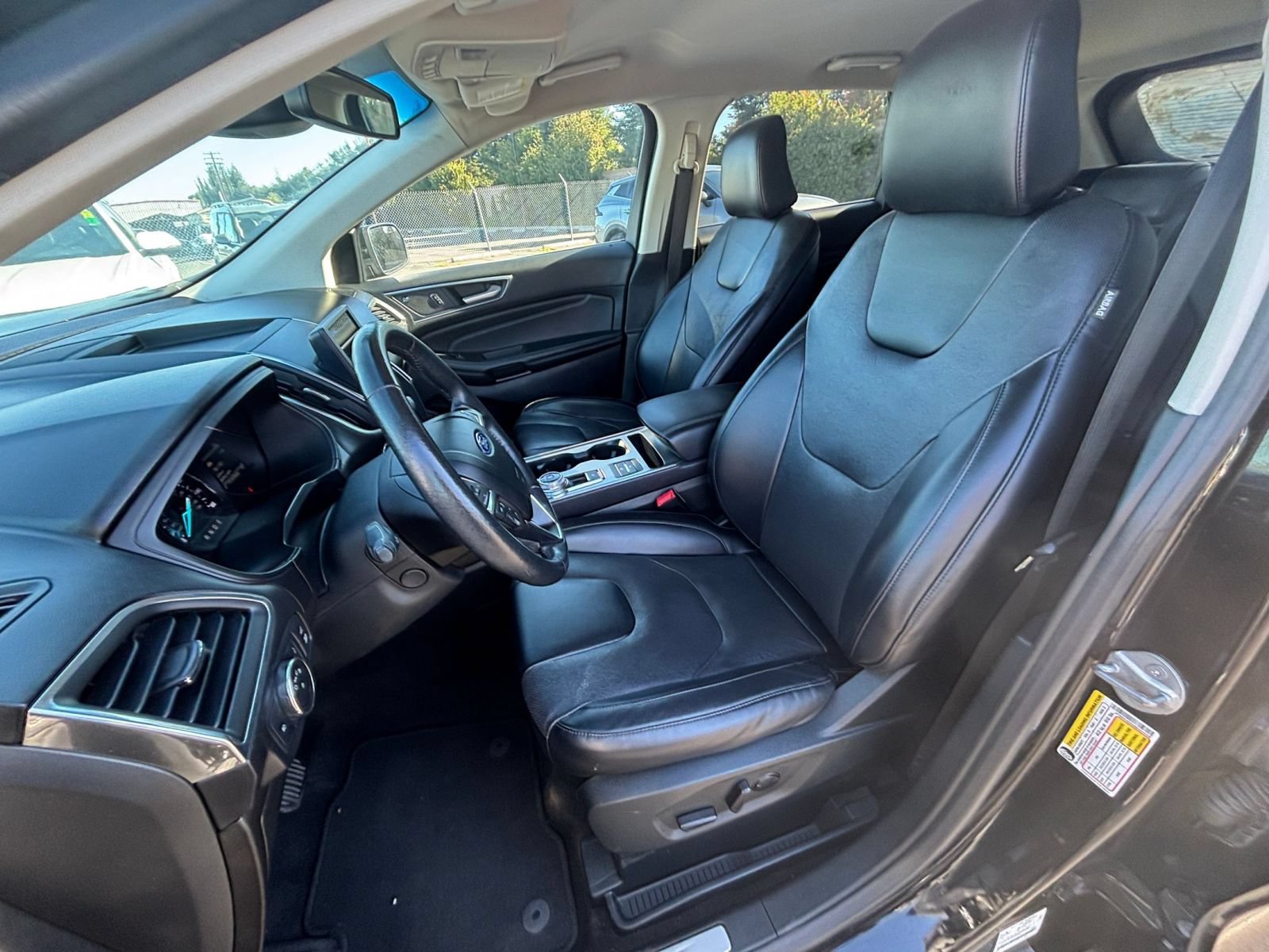 Used 2022 Ford Edge Titanium w/ Equipment Group 301A AWD/4WD image 38