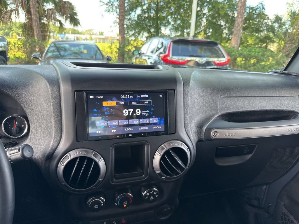 Used 2018 Jeep Wrangler Sport AWD/4WD image 54