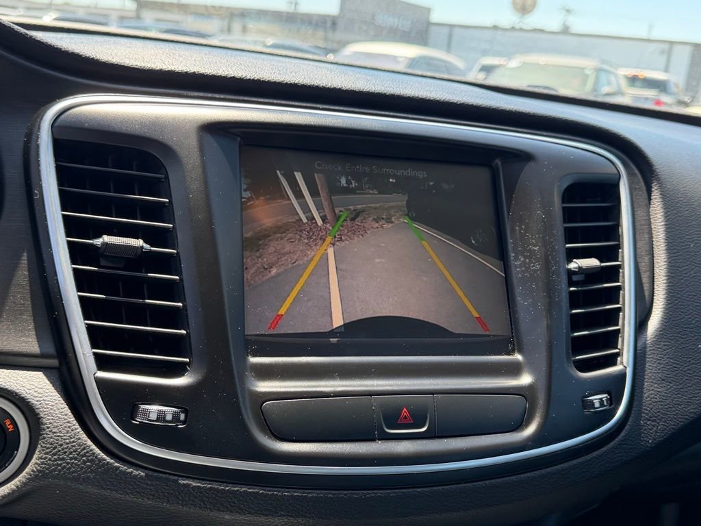 Used 2016 Chrysler 200 Limited FWD image 22