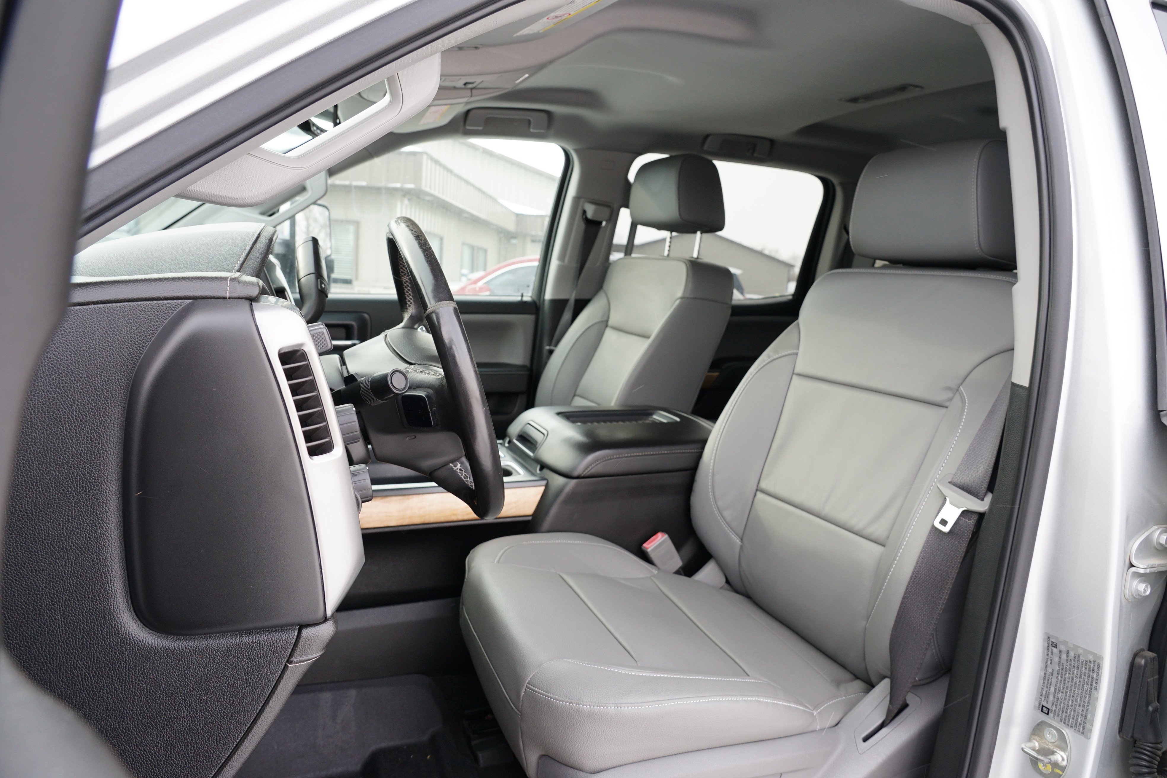 Used 2018 Chevrolet Silverado 3500 LTZ w/ Duramax Plus Package image 14