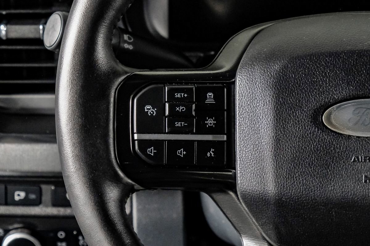 Used 2024 Ford F350 Platinum image 18