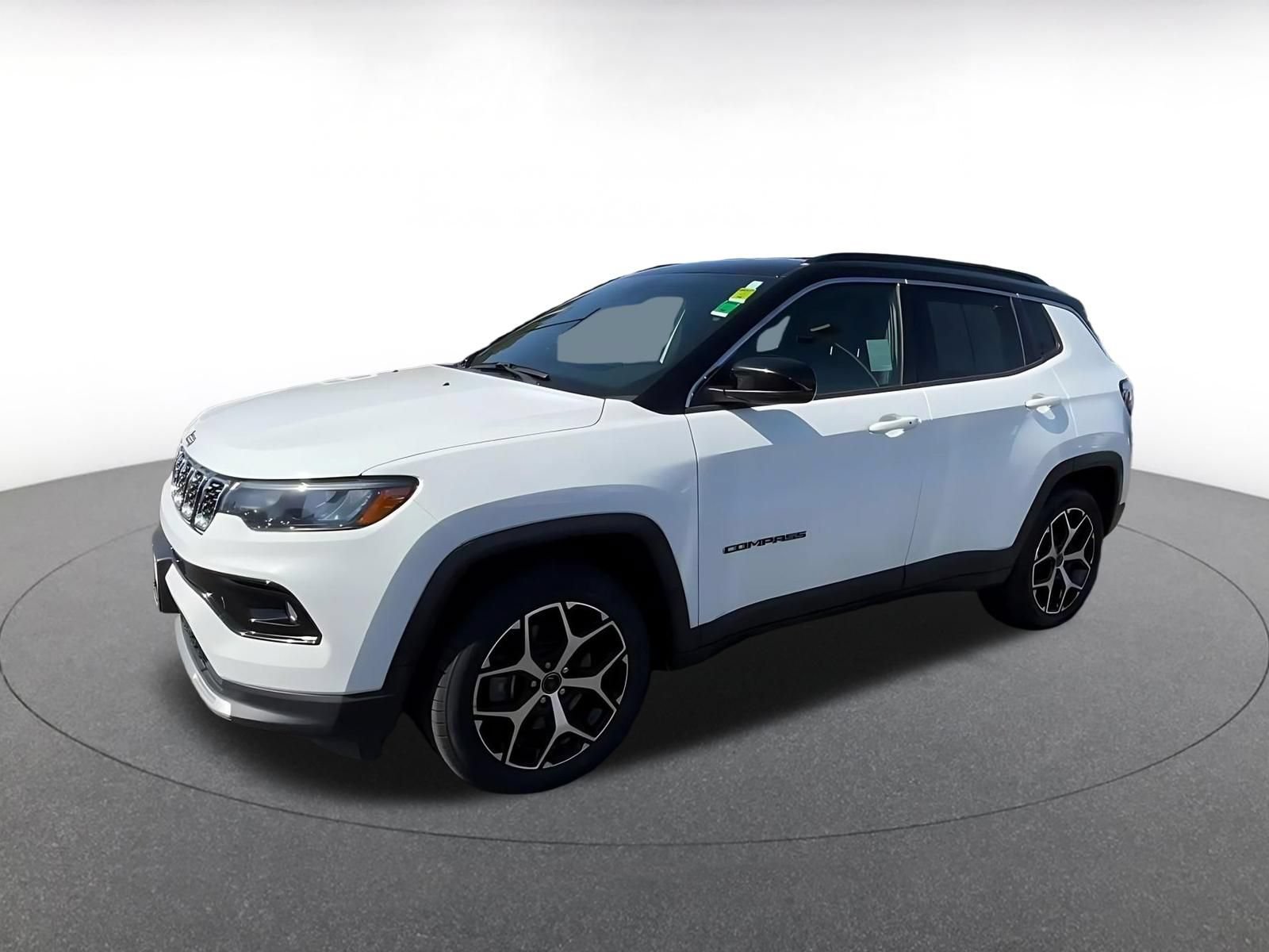Used 2025 Jeep Compass Limited AWD/4WD image 7